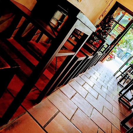 T Zone Hostel - Quiet Place, Near China Town,Ho Thi Ky Street Food,Cafe,Beer Ho Chi Minh-Byen Eksteriør billede