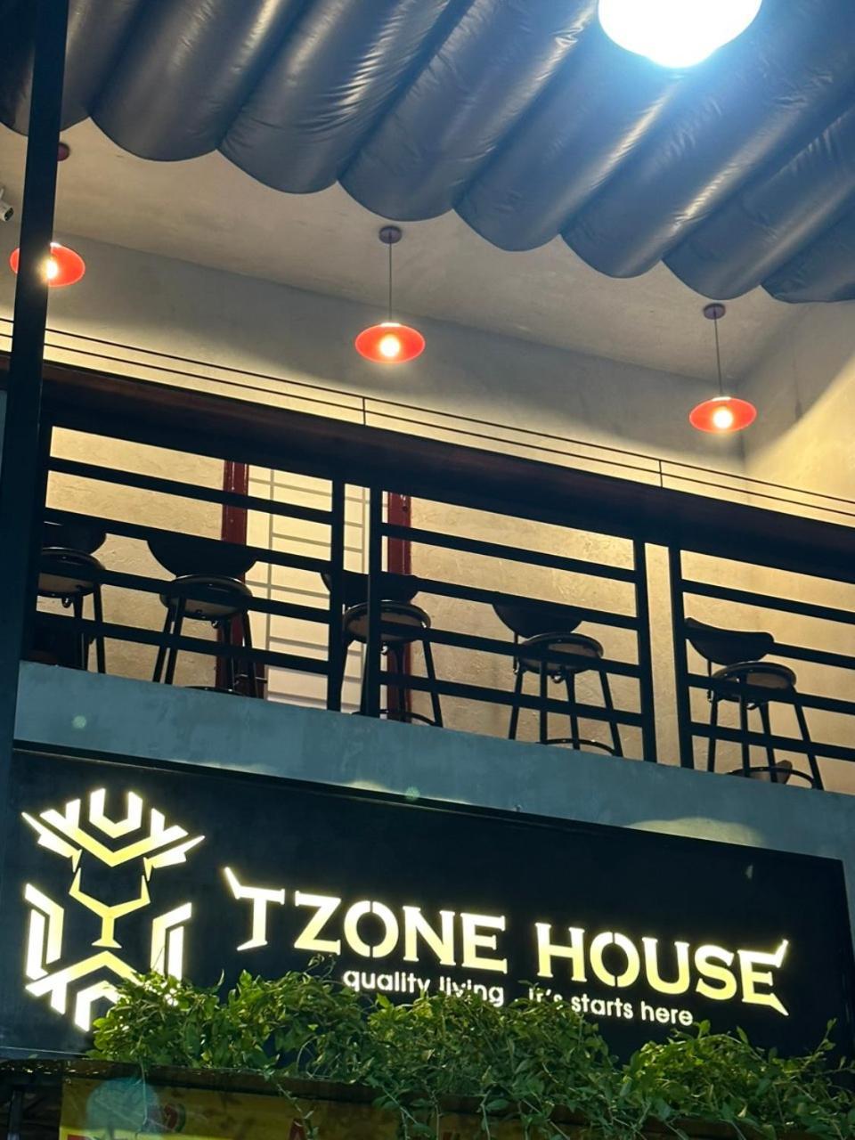 T Zone Hostel - Quiet Place, Near China Town,Ho Thi Ky Street Food,Cafe,Beer Ho Chi Minh-Byen Eksteriør billede