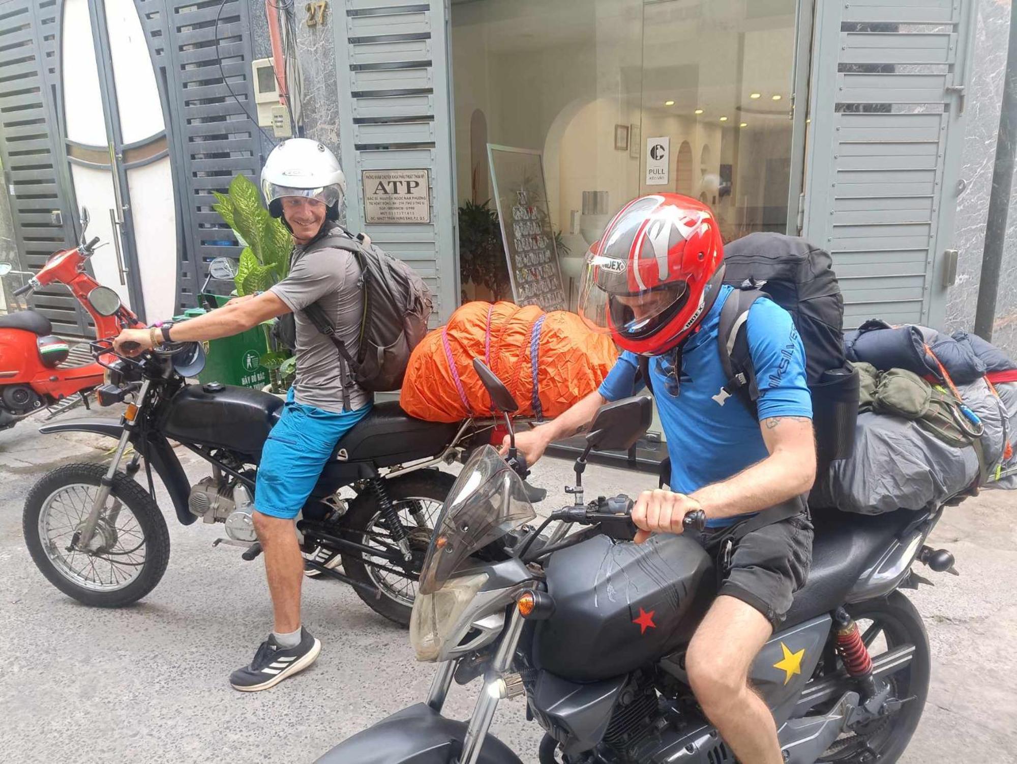 T Zone Hostel - Quiet Place, Near China Town,Ho Thi Ky Street Food,Cafe,Beer Ho Chi Minh-Byen Eksteriør billede