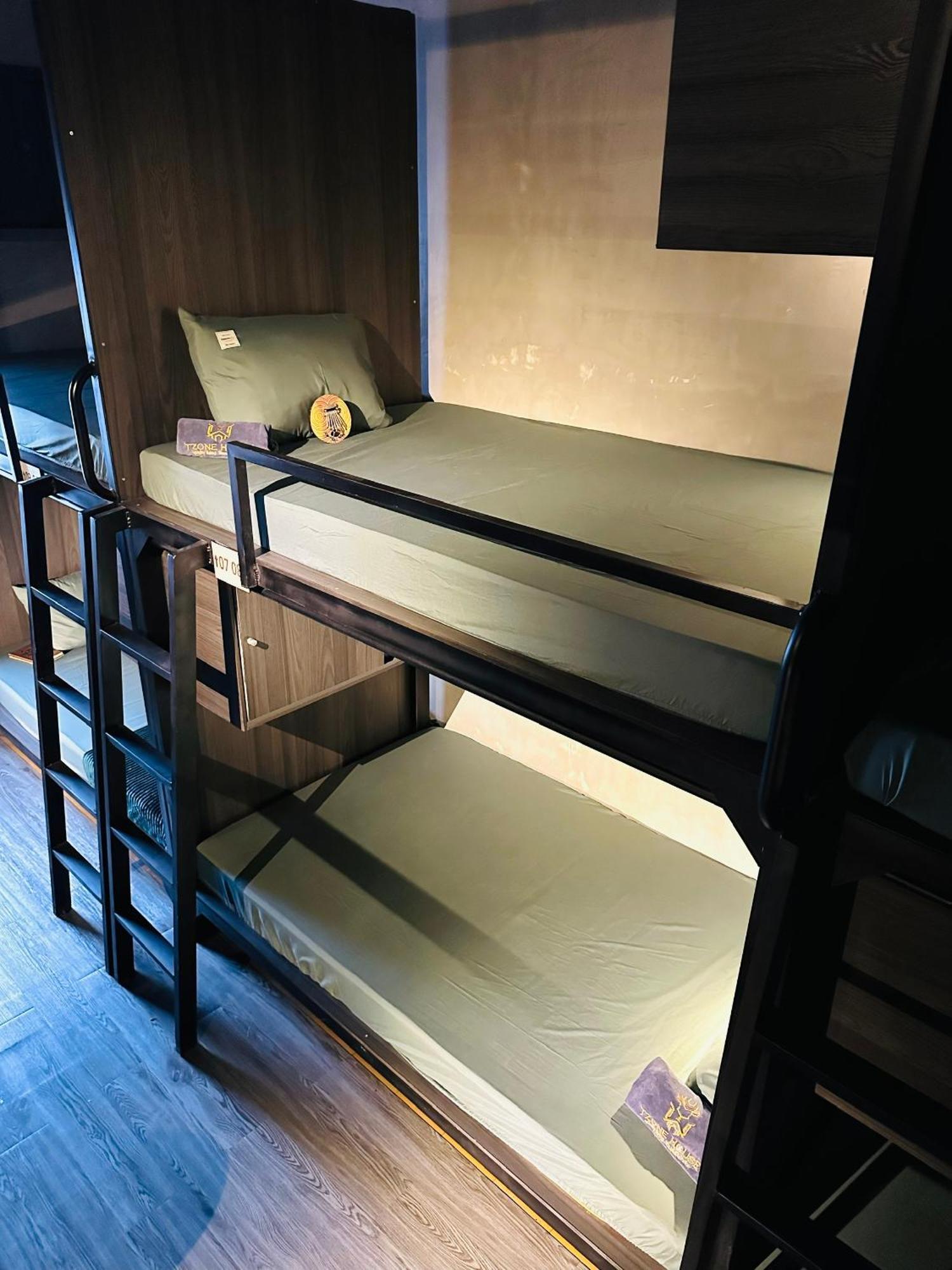 T Zone Hostel - Quiet Place, Near China Town,Ho Thi Ky Street Food,Cafe,Beer Ho Chi Minh-Byen Eksteriør billede
